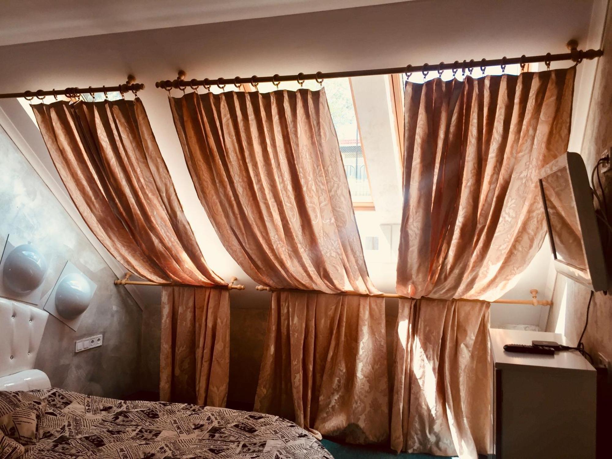 за гости старс Otel