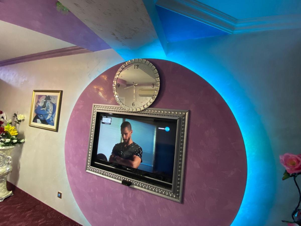за гости старс Hotel